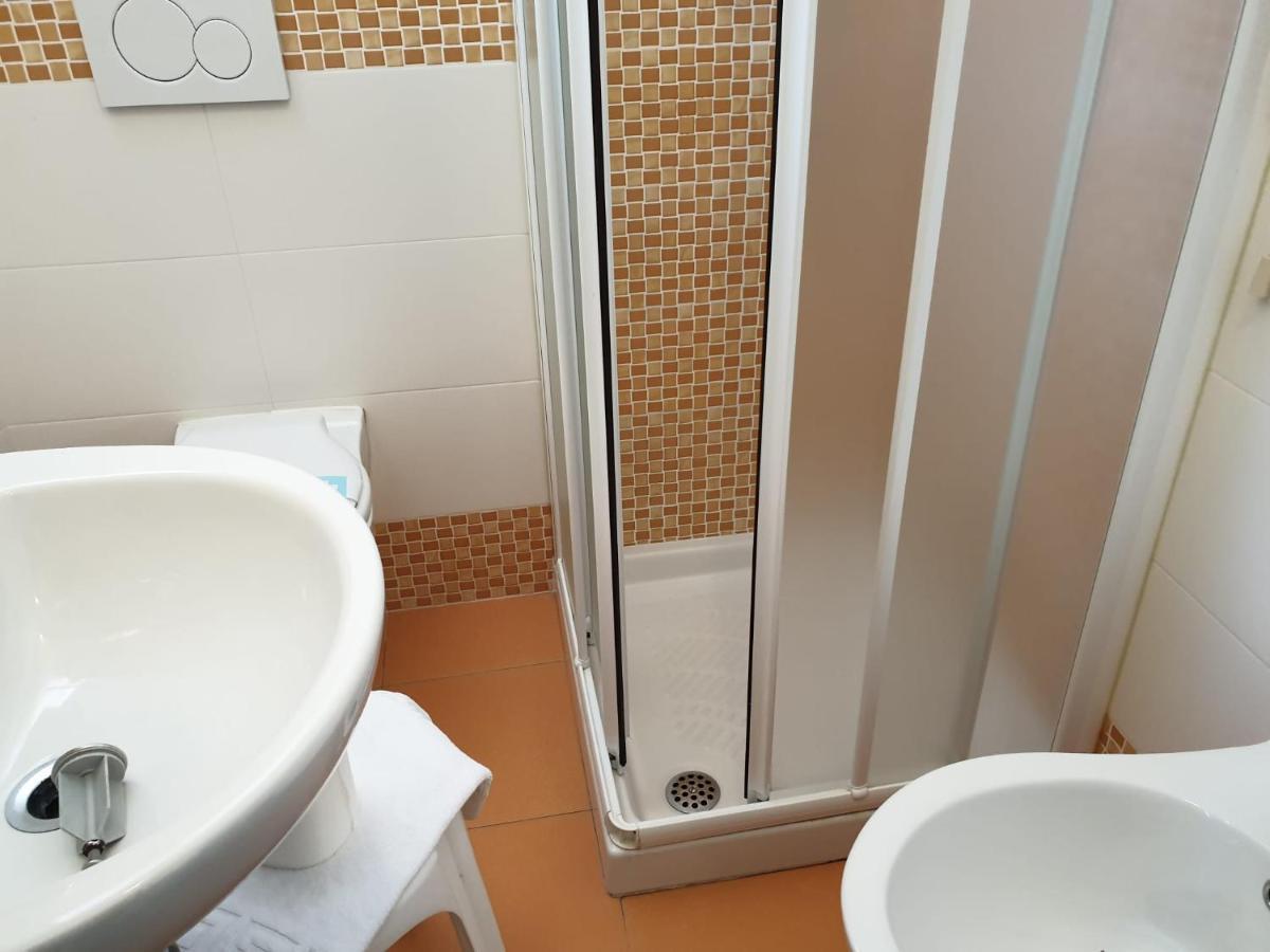 Hotel Baden Baden Rimini Ngoại thất bức ảnh