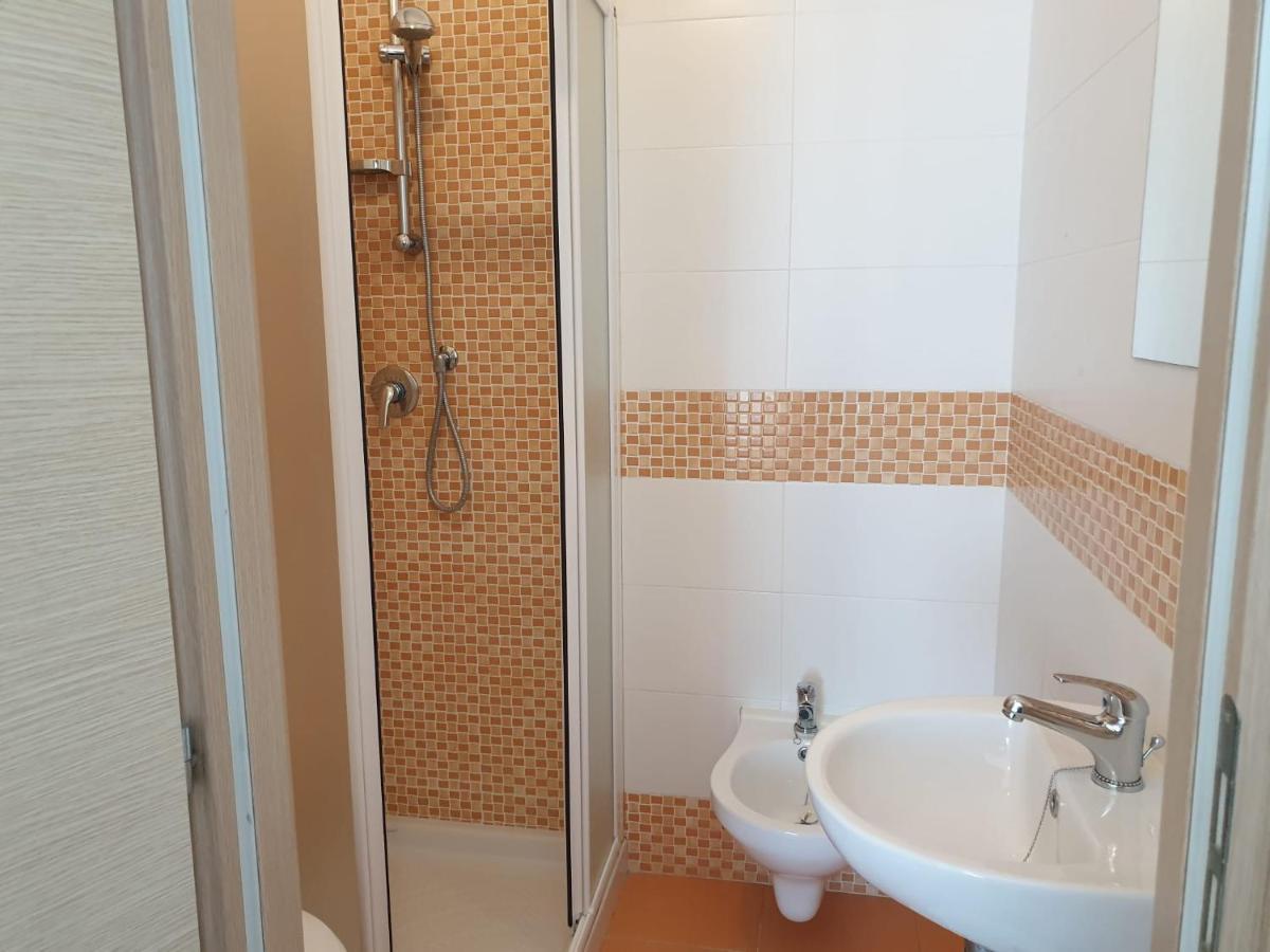 Hotel Baden Baden Rimini Ngoại thất bức ảnh
